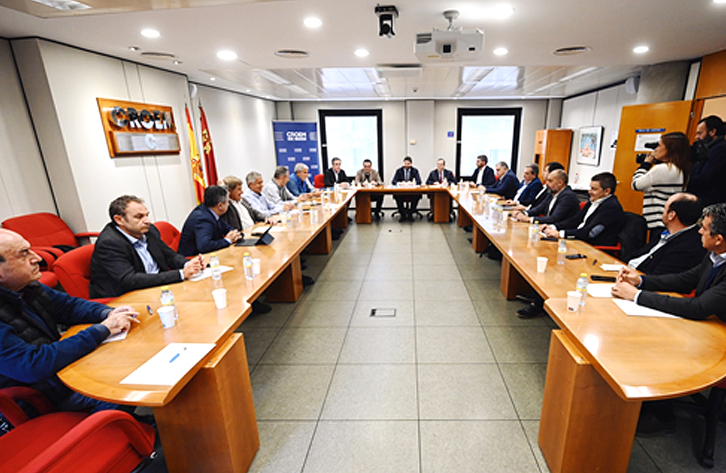 Los regantes se concentrarán el día 16 en Murcia ante la Delegación del Gobierno